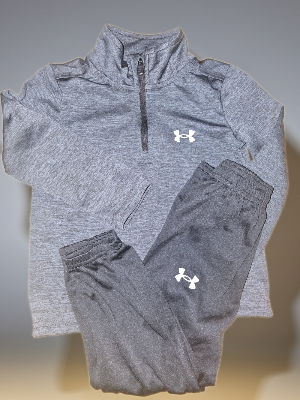 Under Armour Gray Heather Quarter-Zip Top with Dark Gray Joggers